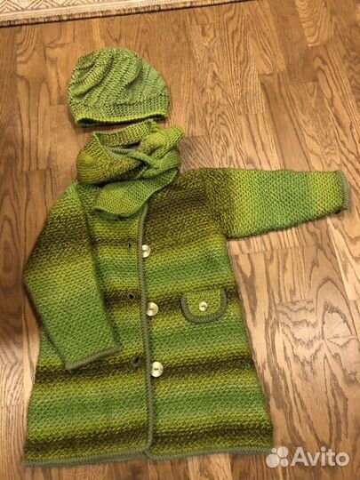 Вязаный комплект (кардиган+шарфик+берет)