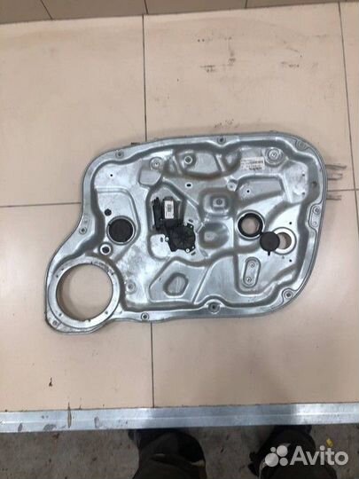 Стеклоподъемник электрический передний правый