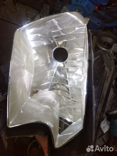 Фара правая LADA granta на запчасти