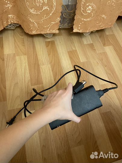 Xbox 360, геймпад,провод питания,hdmi провод,1игра