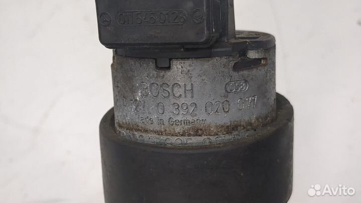 Насос водяной Mercedes C W203, 2002