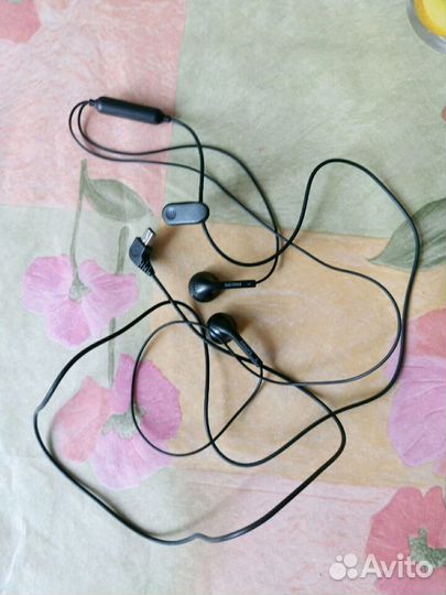 Наушники новые philips