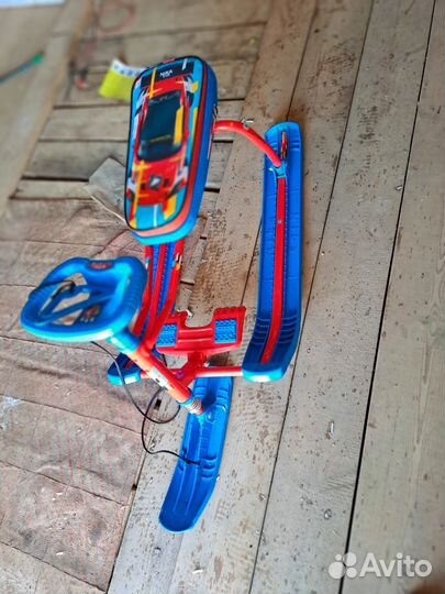 Детский снегокат с ручкой