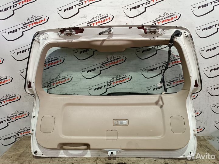 Дверь задняя toyota avensis verso ipsum ACM21W ACM26W 6700544900 белый DY124