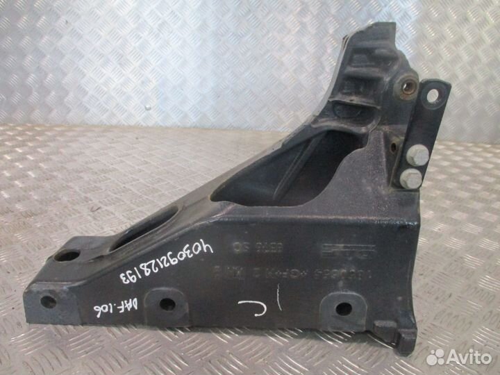 Кронштейн кабины DAF 1850654