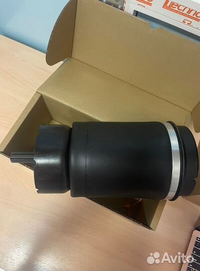 Пневмобаллон задний Rang Rover Sport L322