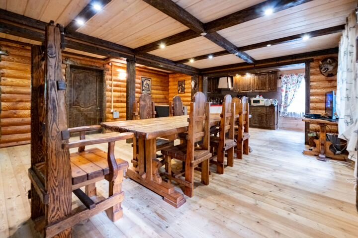 Коттедж 196,5 м² на участке 15 сот.