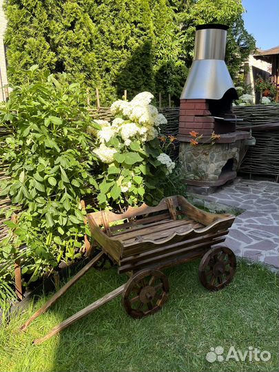 Тележка деревянная резная.Декор для сада