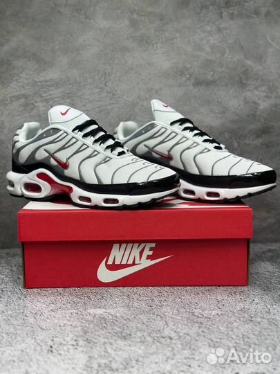 Кроссовки Nike Air Max Tn Plus