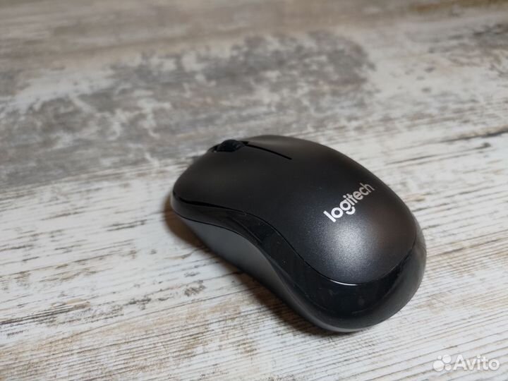 Беспроводная мышь logitech М220 silent реплика