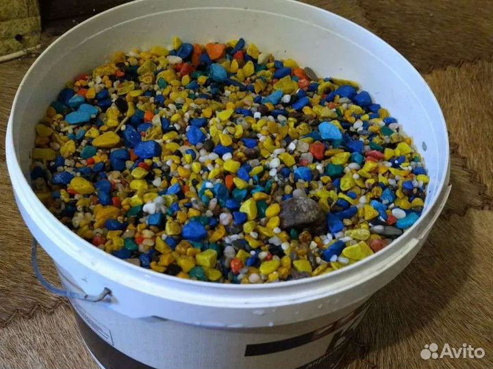 Грунт. Меняю на высокое аквариумное растение