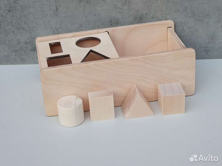 Коробочка с геометрическими телами