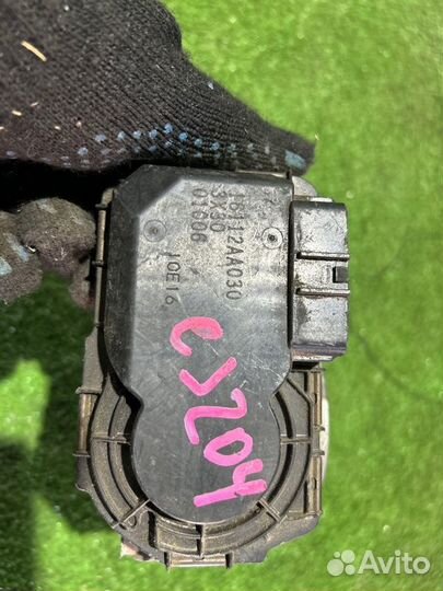 Дроссельная заслонка Subaru Impreza EJ204