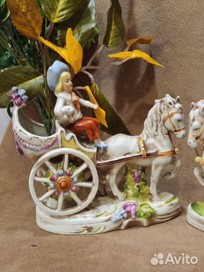 Статуэтки мини вазочки