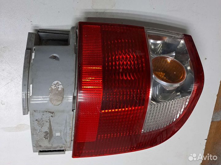 Фонарь задний правый. Форд галакси.рейсталинг