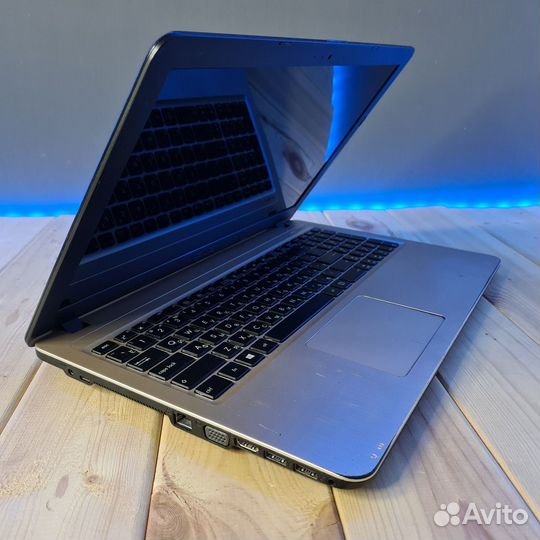 Ноутбук Asus VivoBook R540S