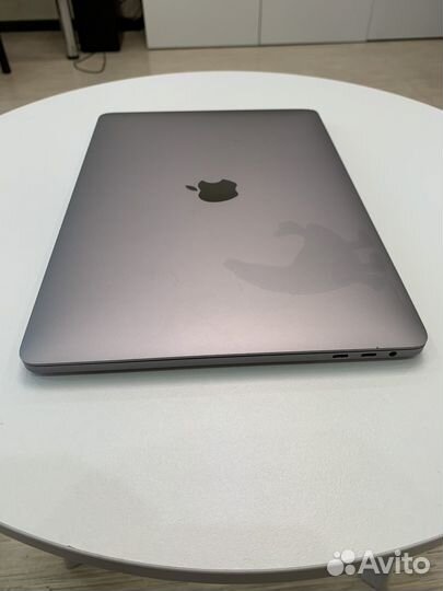 Apple MacBook Pro 13 2019 16/256