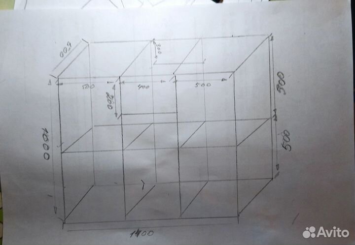 Аквариум 450 л. На стойке из металла. Оборудование