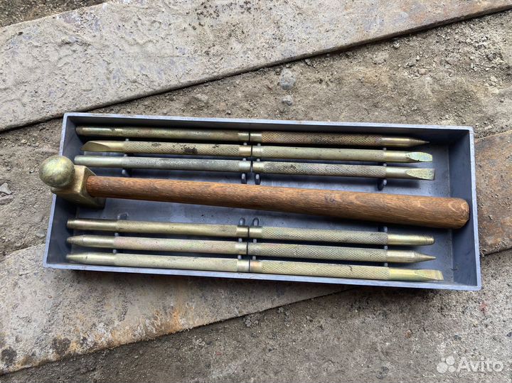 Набор чеканщика