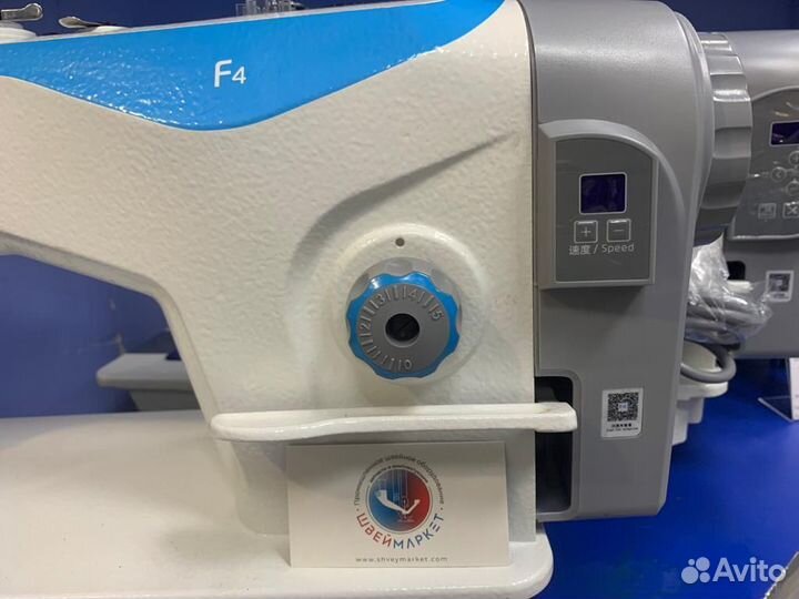 Прямострочная машина Jack Jk-F4H со столом