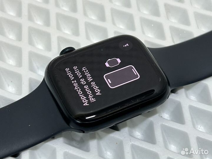 Умные часы Apple Watch Series 7 45 мм