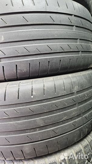 Kumho Ecsta HS52 225/55 R17