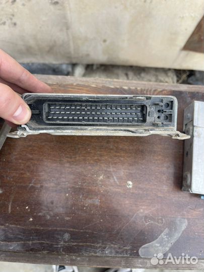 Блок управления двс opel calibra A c20ne