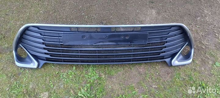 Решётки на camry 55