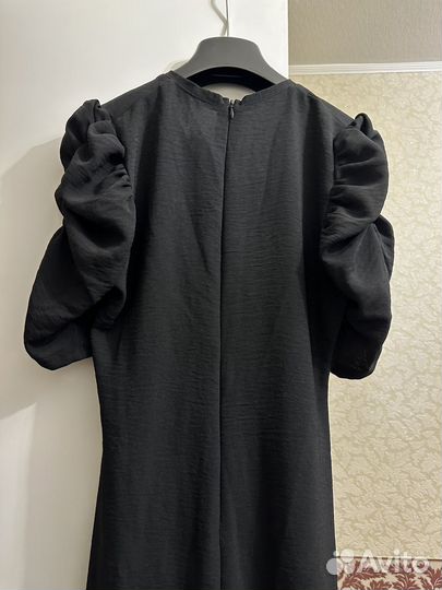 Черное платье