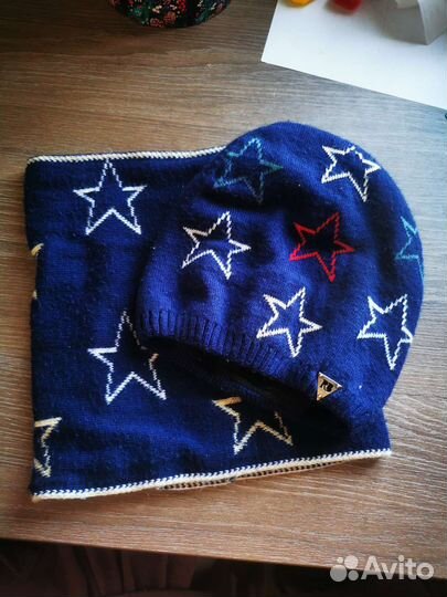 Демисезонный комплект шапка и снуд