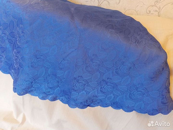 Скатерть шелковая круглая 160*160