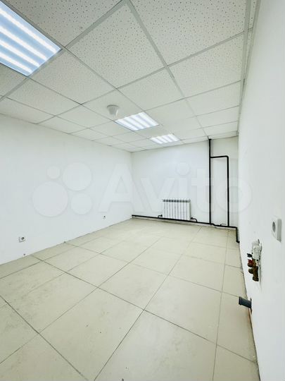 Офис с водой 15м² 1 этаж рядом со входом