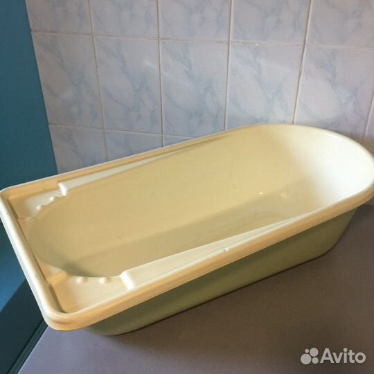 Ванна для купания с горкой