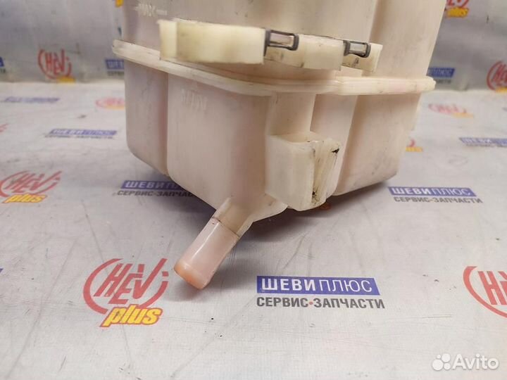 Бачок расширительный Opel Antara