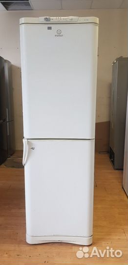 Холодильник бу indesit