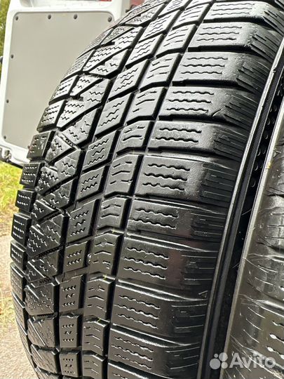 Kumho WinterCraft WS71 225/55 R19
