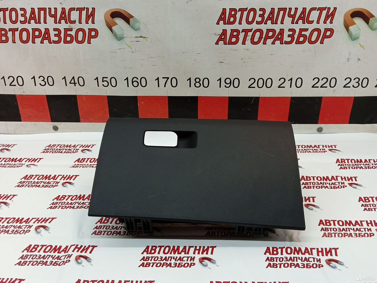 Бардачок крышка бардачка Хавал М6 Haval M6