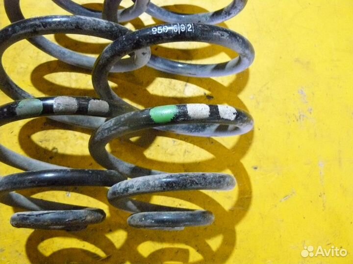 Пара задних пружин для VWPassat USA B5+ Sedan