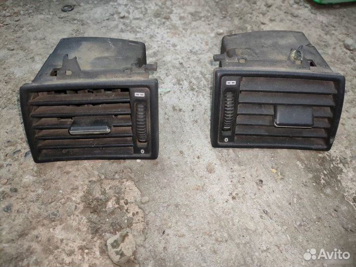 Дефлектор торпедо передний Mercedes C W202