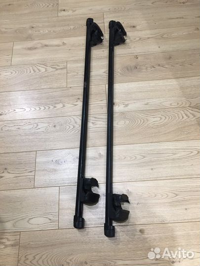 Багажник на крышу упоры Thule 755, дуги Thule 762