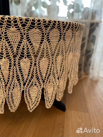 Вязаная скатерть крючком