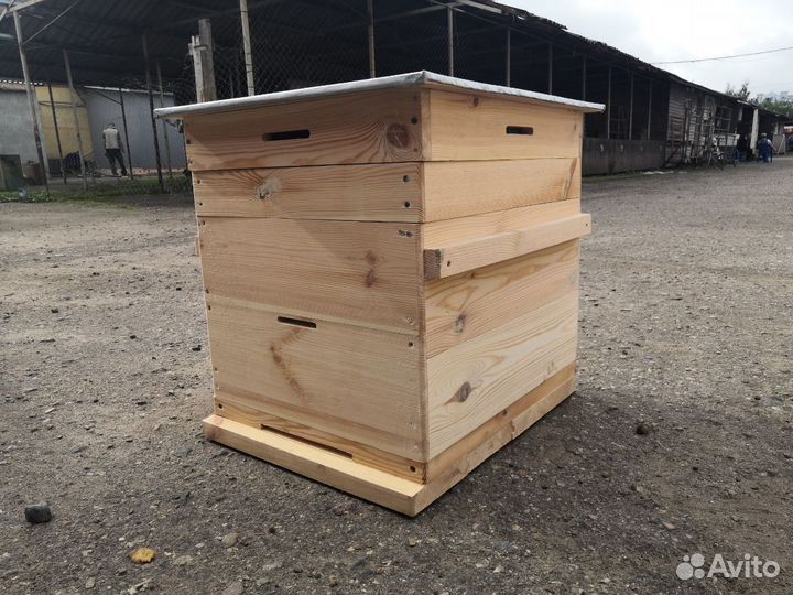 Ульи для пчёл 10-ти рамочные с корпусом