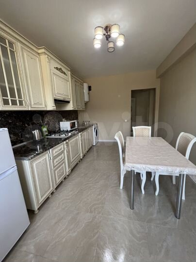 2-к. квартира, 86 м², 12/13 эт.