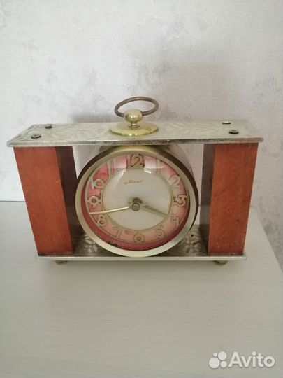 Часы настенные