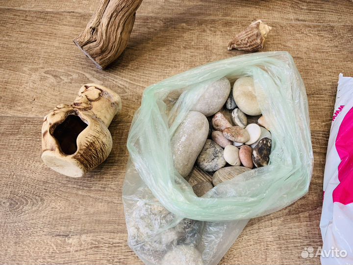 Камни и коряга для аквариума