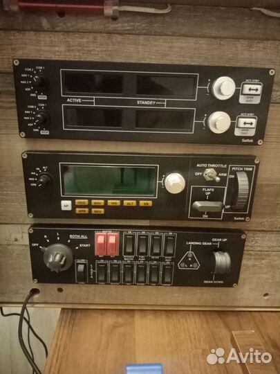 Продам saitek штурвал,руды,педали и панели