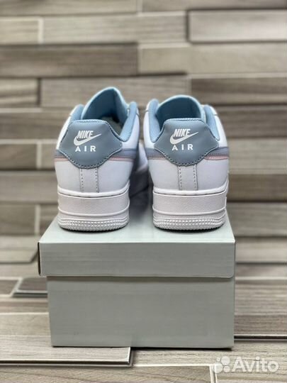 Кроссовки Nike Air Force 1 LV8 GS Double Swoosh