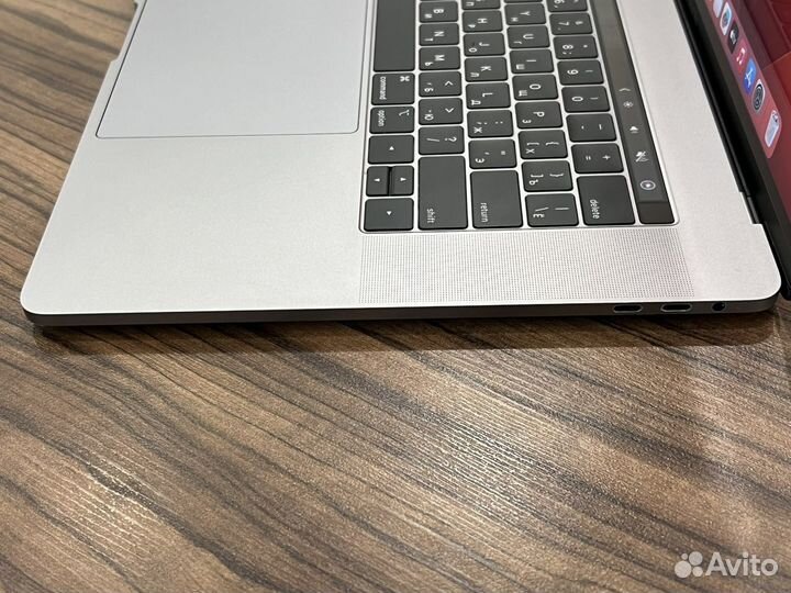 Apple MacBook Pro 15 2018 i7 32Gb 512Gb