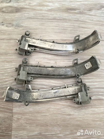 Повторитель поворота правый/левый bmw F30