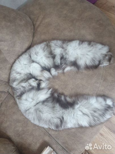 Меховой воротник песец